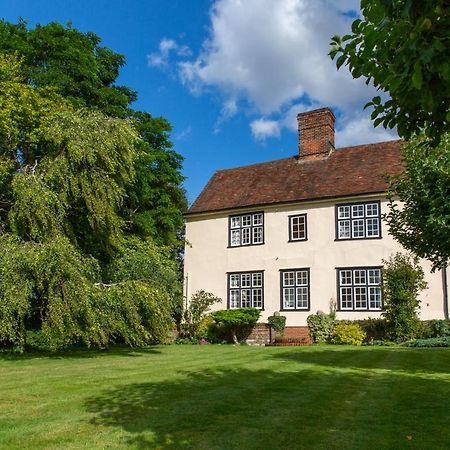 Pounce Hall -Stunning Historic Home In Rural Essex 萨弗伦沃尔登 外观 照片