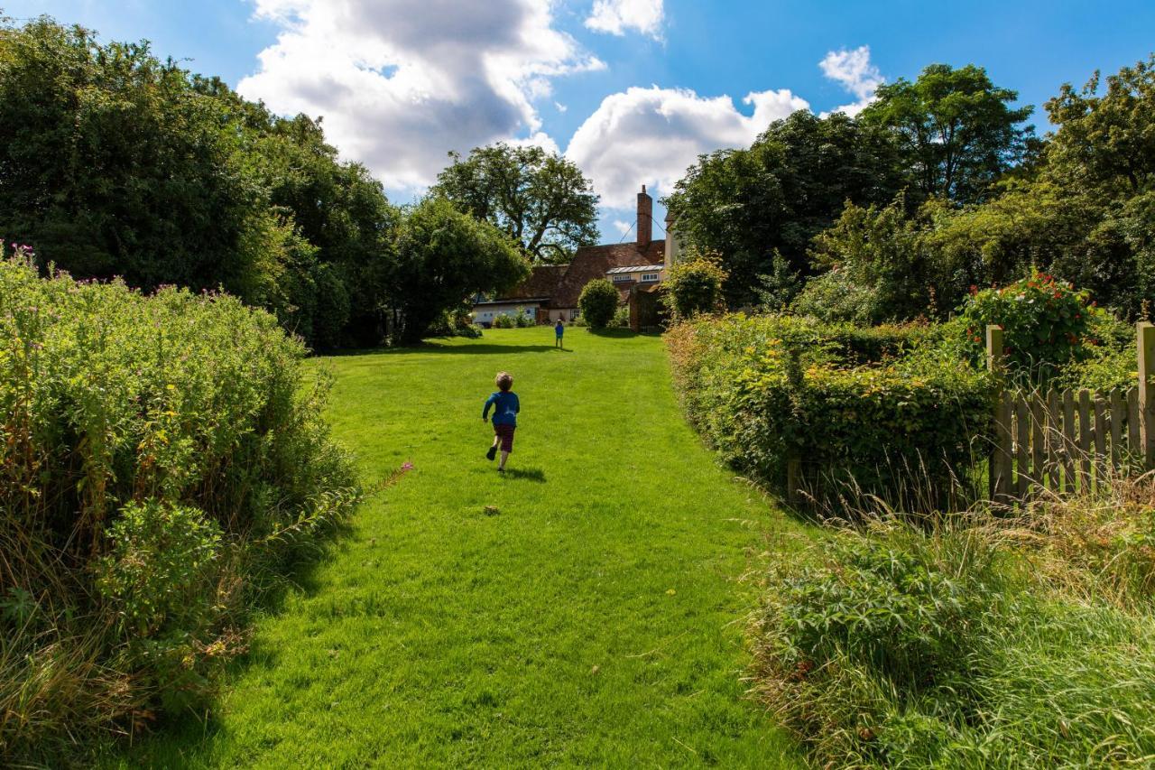 Pounce Hall -Stunning Historic Home In Rural Essex 萨弗伦沃尔登 外观 照片