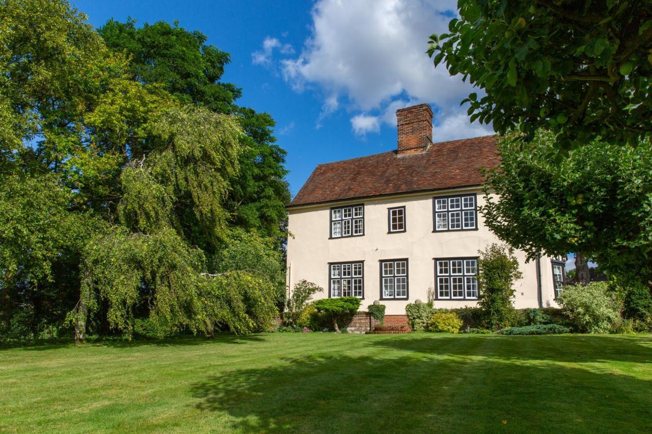 Pounce Hall -Stunning Historic Home In Rural Essex 萨弗伦沃尔登 外观 照片