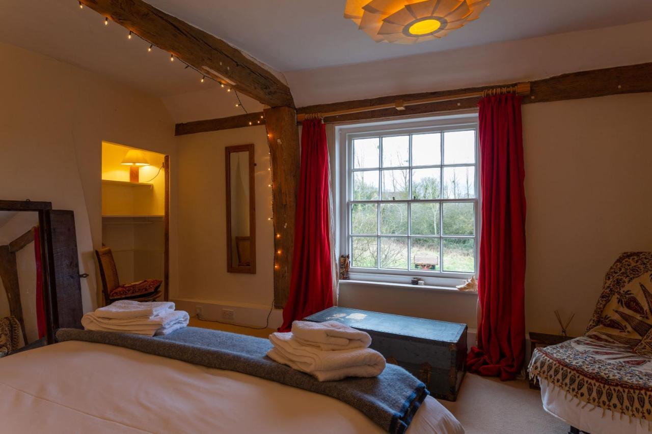 Pounce Hall -Stunning Historic Home In Rural Essex 萨弗伦沃尔登 外观 照片